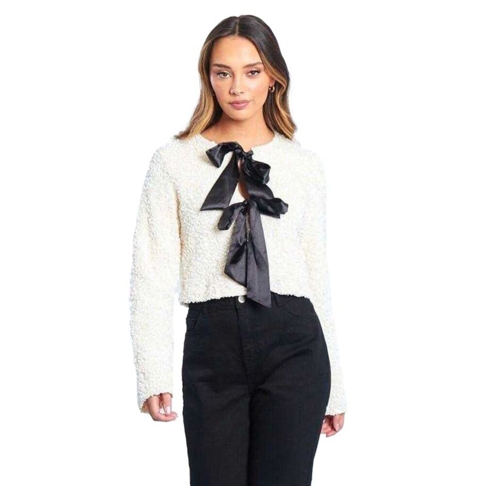 Be You Womens/Ladies Bow Sequin Relaxed Fit Long-Sleeved Blouse / Cream